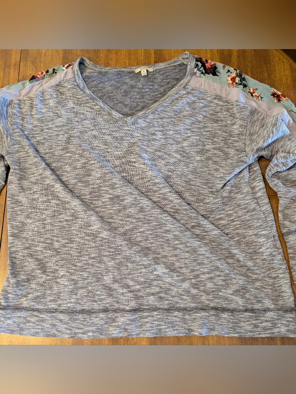 Kori Gray With Floral Stripe Sleeve Long Sleeve Medium